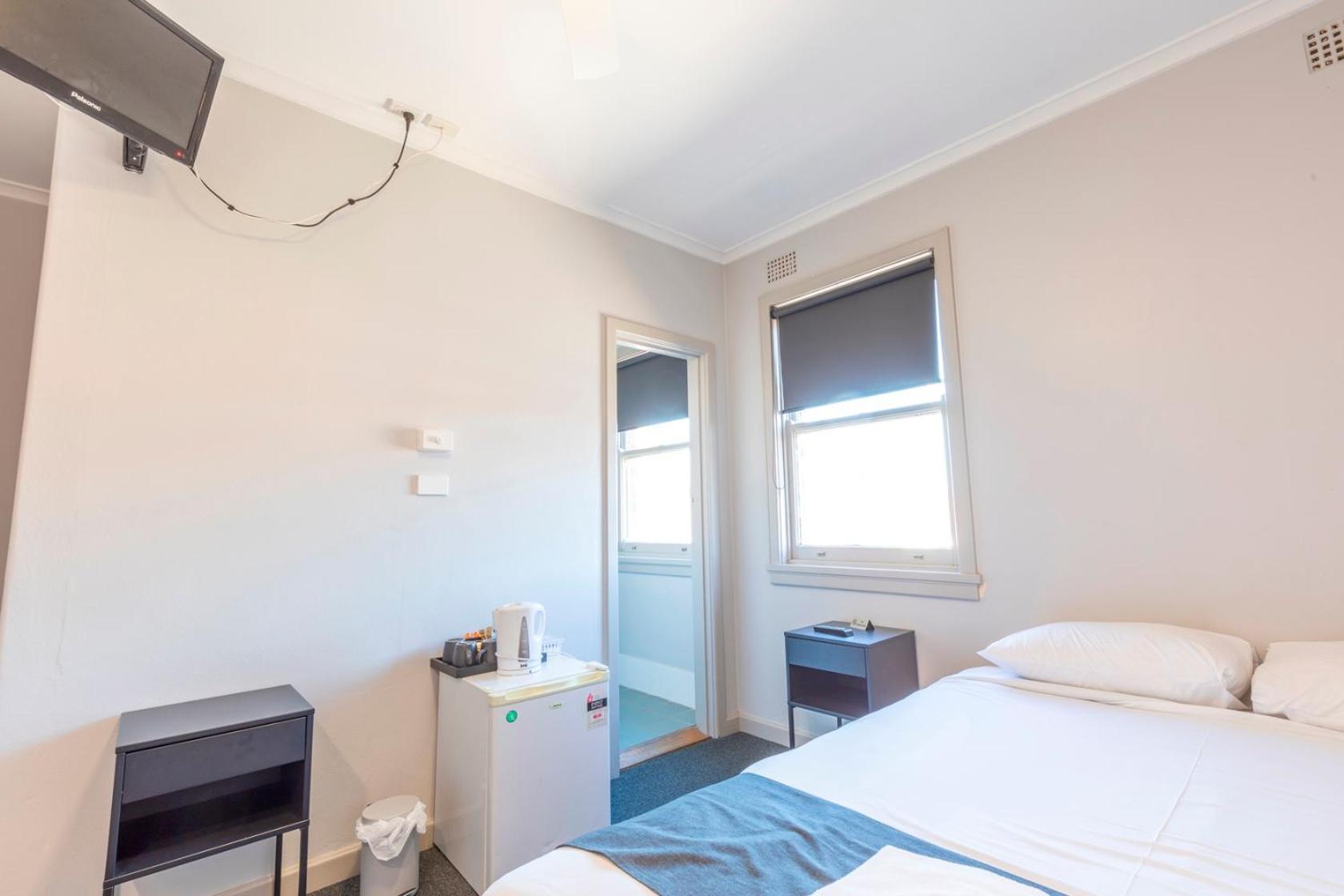 The George Hotel Батерст Номер фото